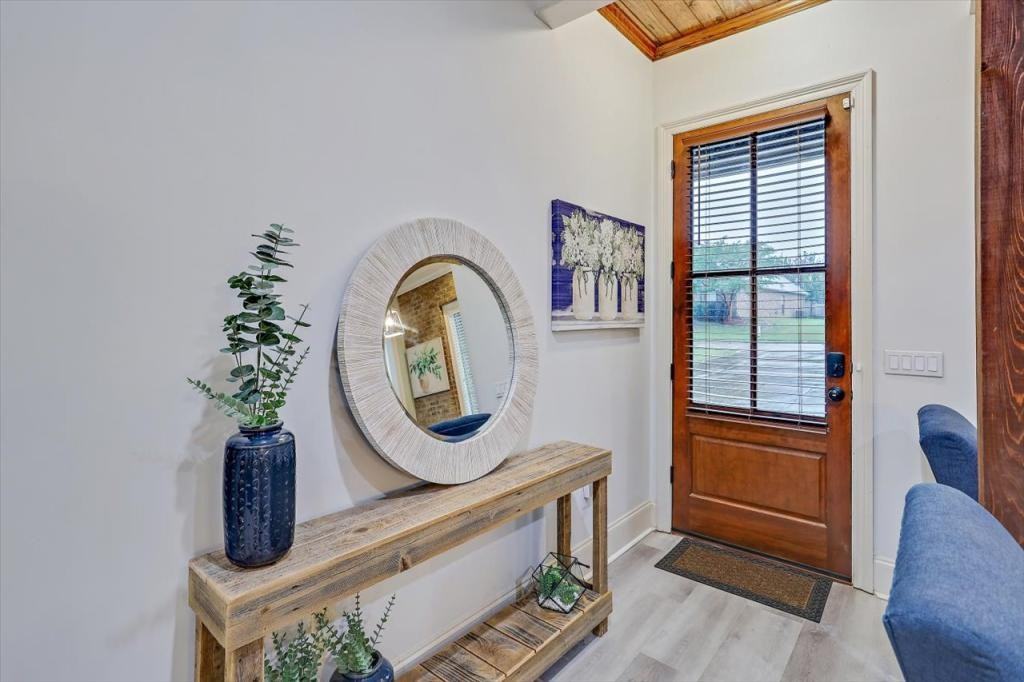 131 Stillhouse Creek Dr - Photo 3 of 27