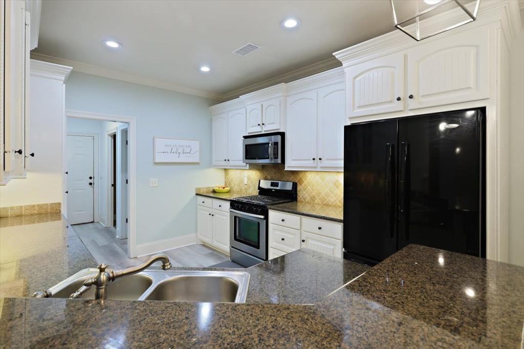 131 Stillhouse Creek Dr - Photo 7 of 27