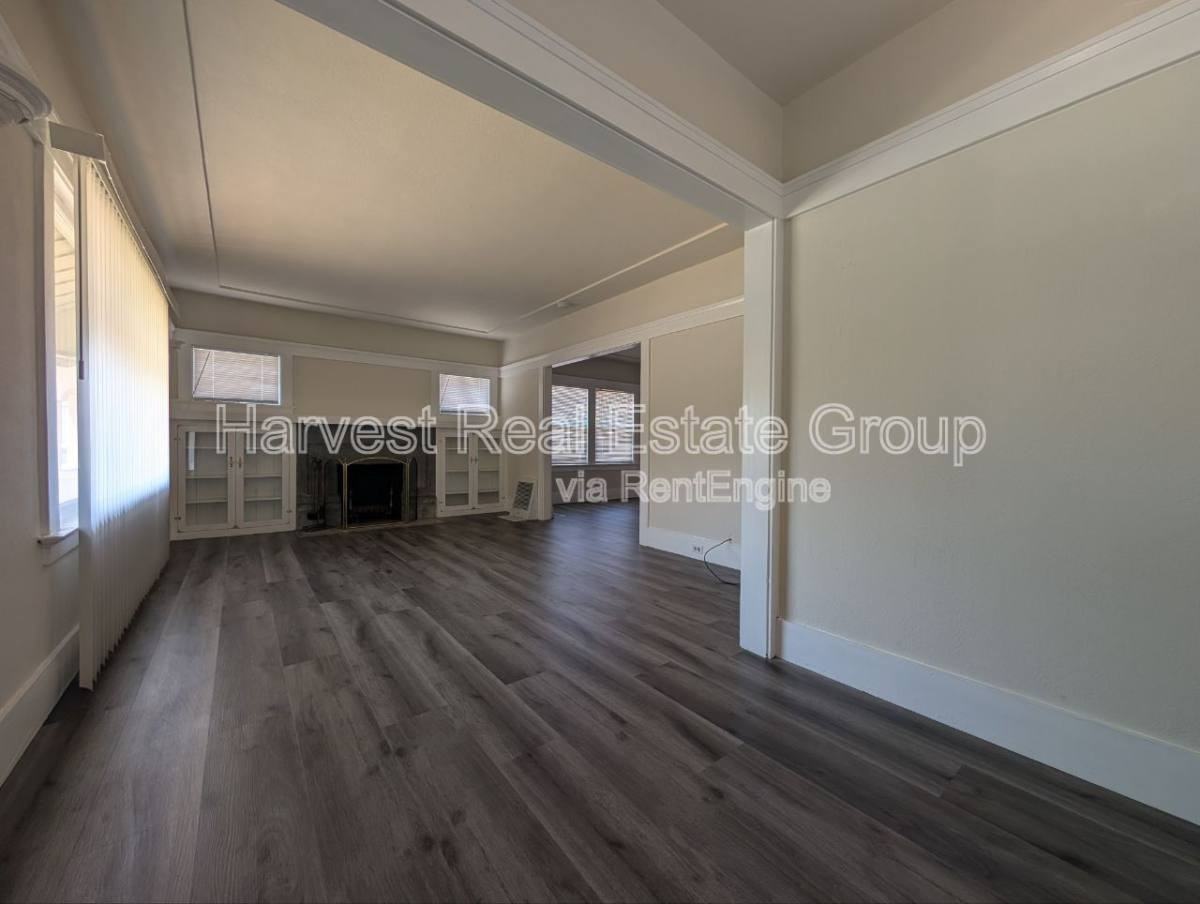 5932 Morse Dr - Photo 2 of 10