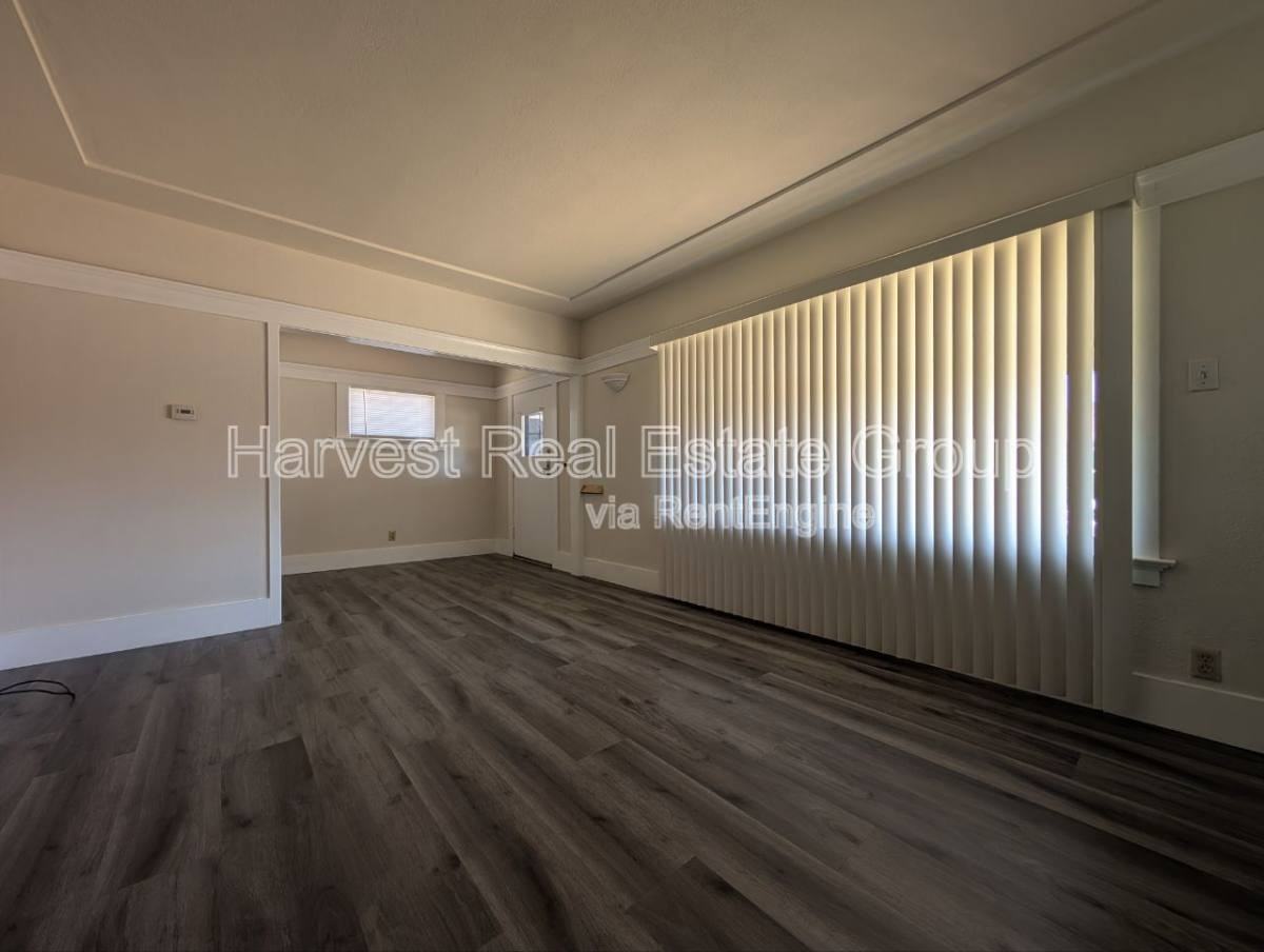 5932 Morse Dr - Photo 3 of 10