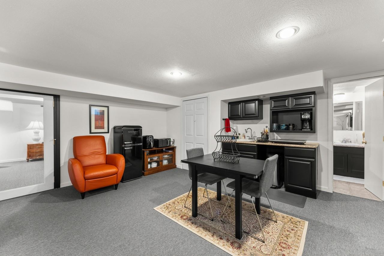 3407 Se Steele St #B - Photo 3 of 22