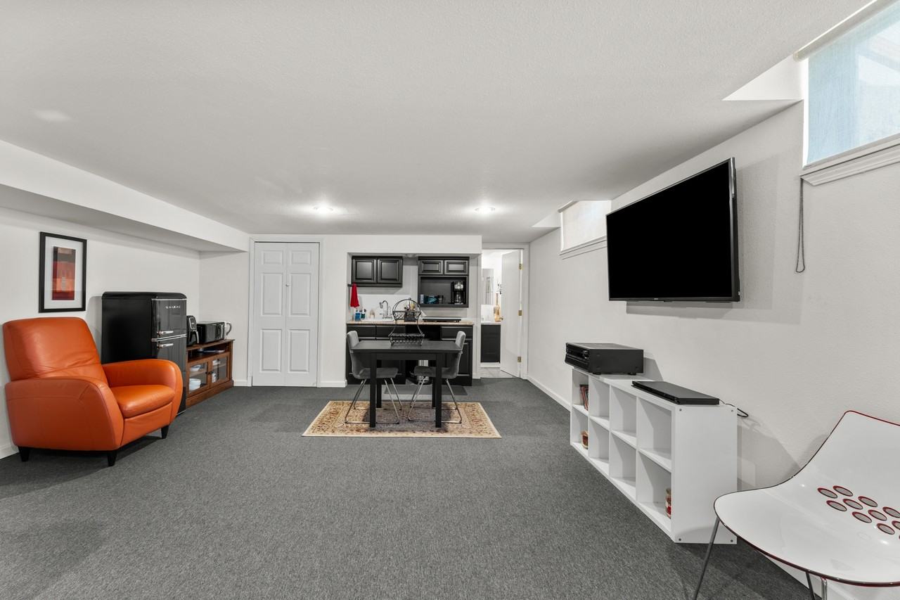 3407 Se Steele St #B - Photo 5 of 22