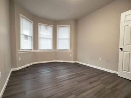 featured image of 23 Bayview Ave 1st Fl
