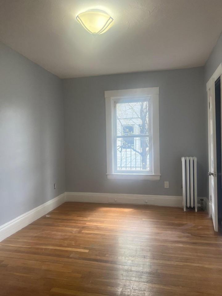 145 Franklin St #2F - Photo 6 of 10