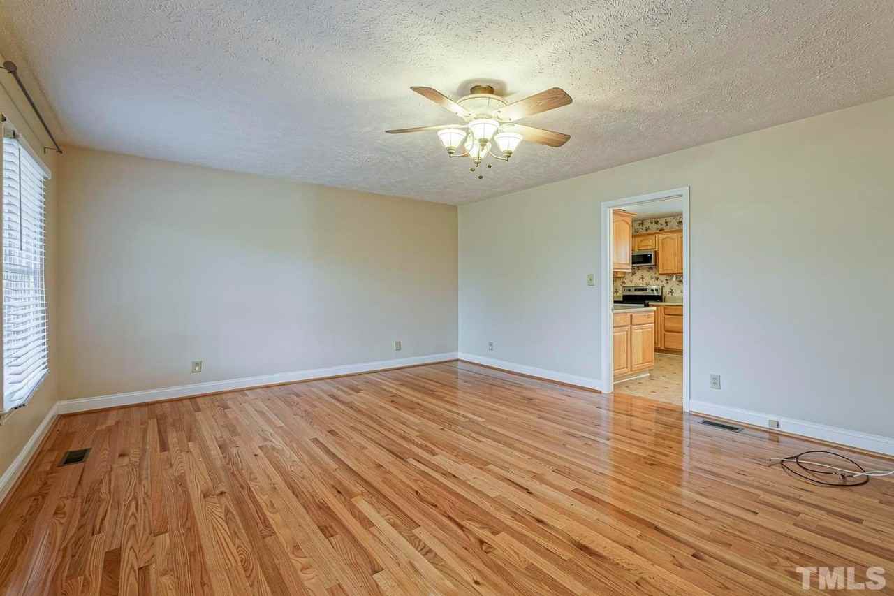 4610 Linden Rd - Photo 6 of 26