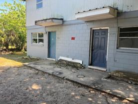 1089 S Deleon Ave - Photo 1 of 1