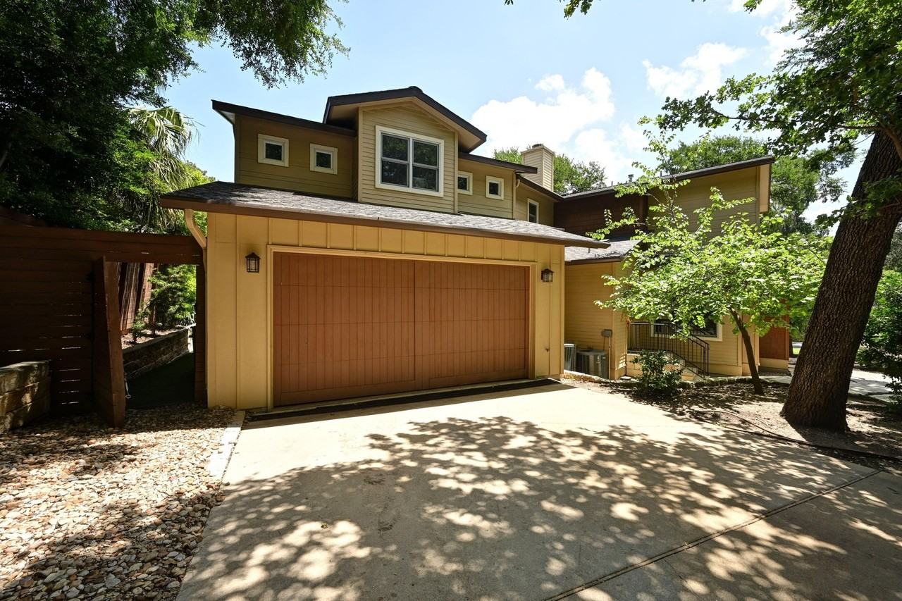 8 Scott Cres - Photo 2 of 36