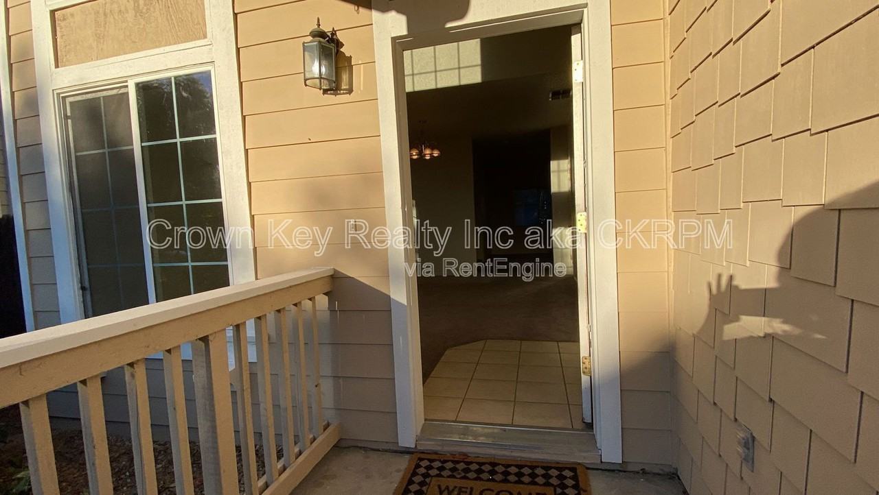 4092 Memoir Ave - Photo 3 of 25