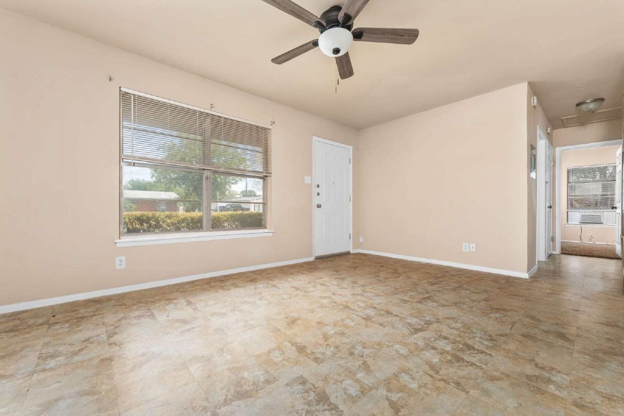218 E Villaret Blvd - Photo 6 of 21