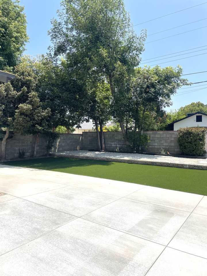 10134 Memory Park Ave #NA - Photo 2 of 23