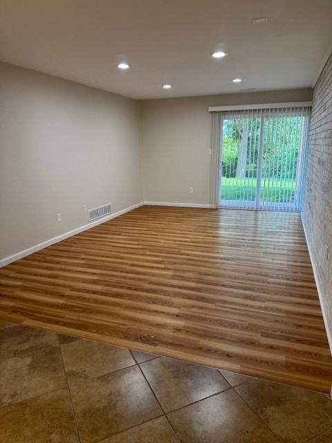 1996 Greenglen Dr #103 - Photo 3 of 9