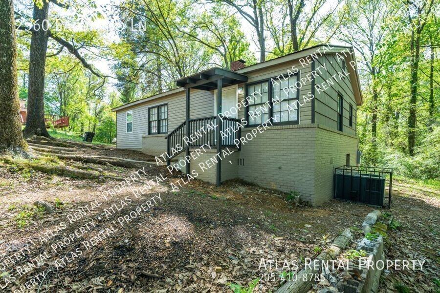 2560 Palomino Ln - Photo 4 of 19