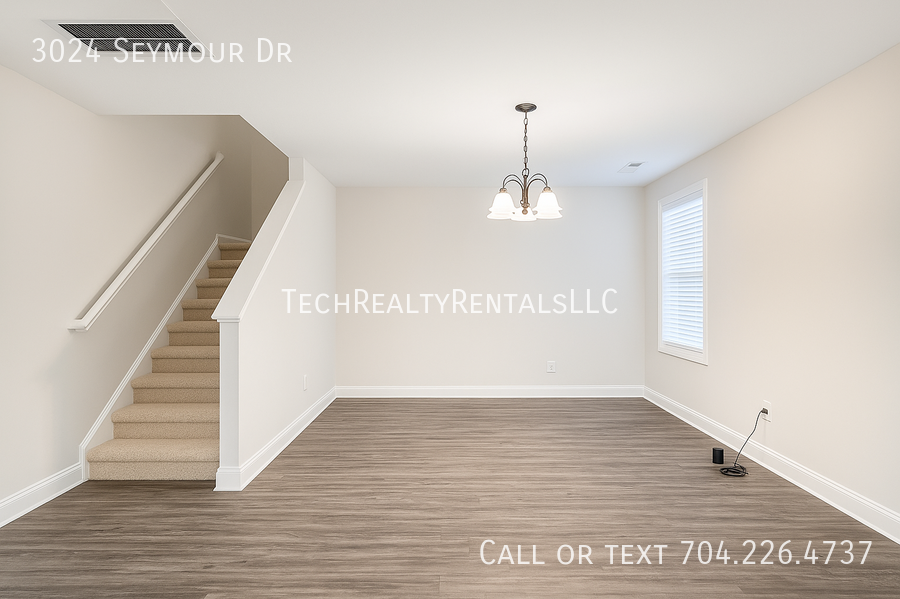 3024 Seymour Dr - Photo 3 of 11