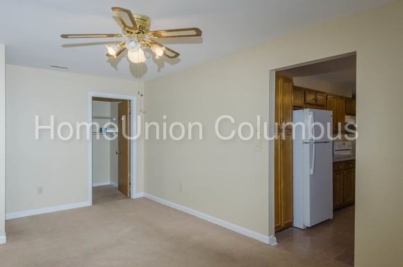 12066 Pippin Rd - Photo 2 of 27