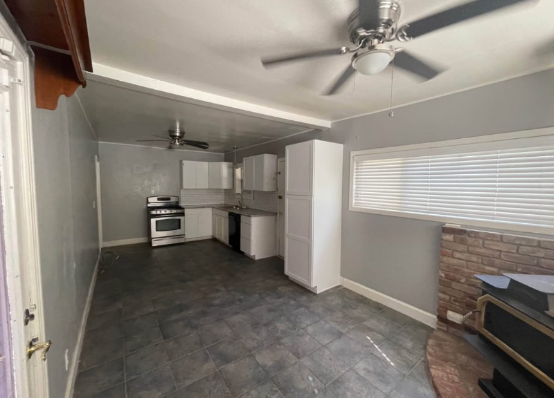 603 E K Ave - Photo 4 of 8