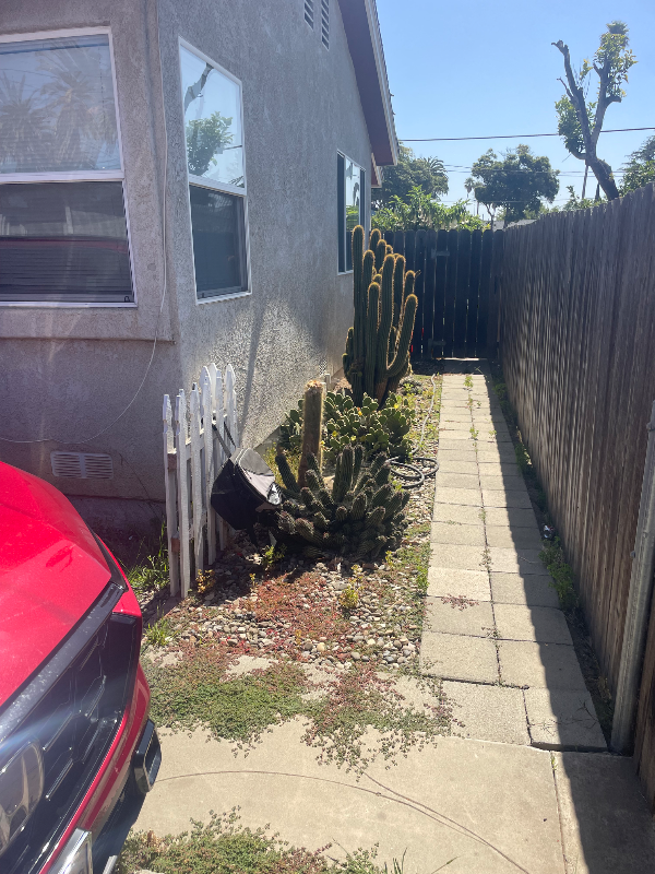 405 A West Cook St #A - Photo 2 of 2