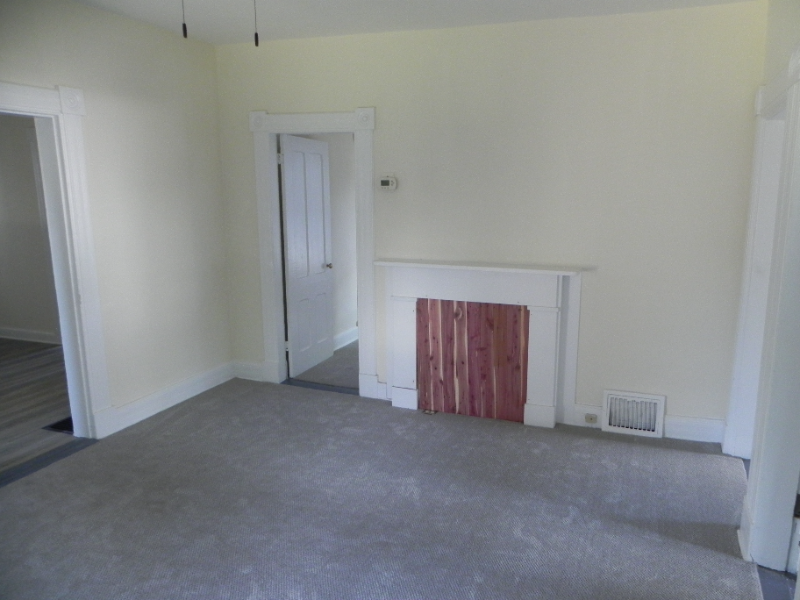 2 1/2 Jefferson St #1 - Photo 3 of 8