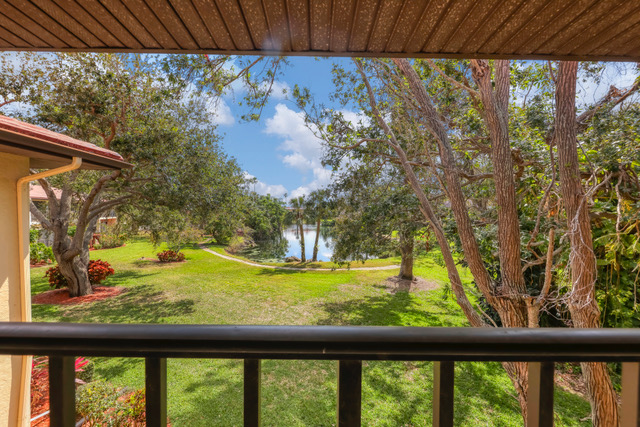 6423 Egret Ln #402 - Photo 3 of 15