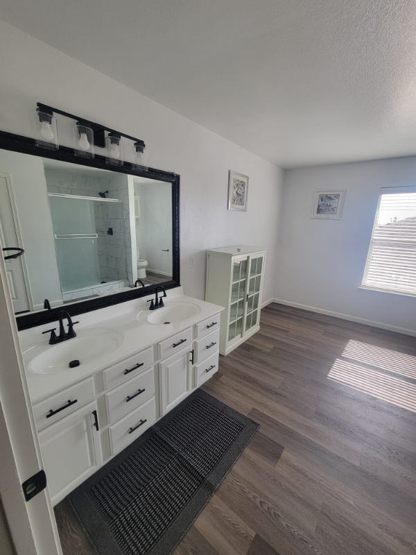 2028 Valley Forge Trl - Photo 3 of 20