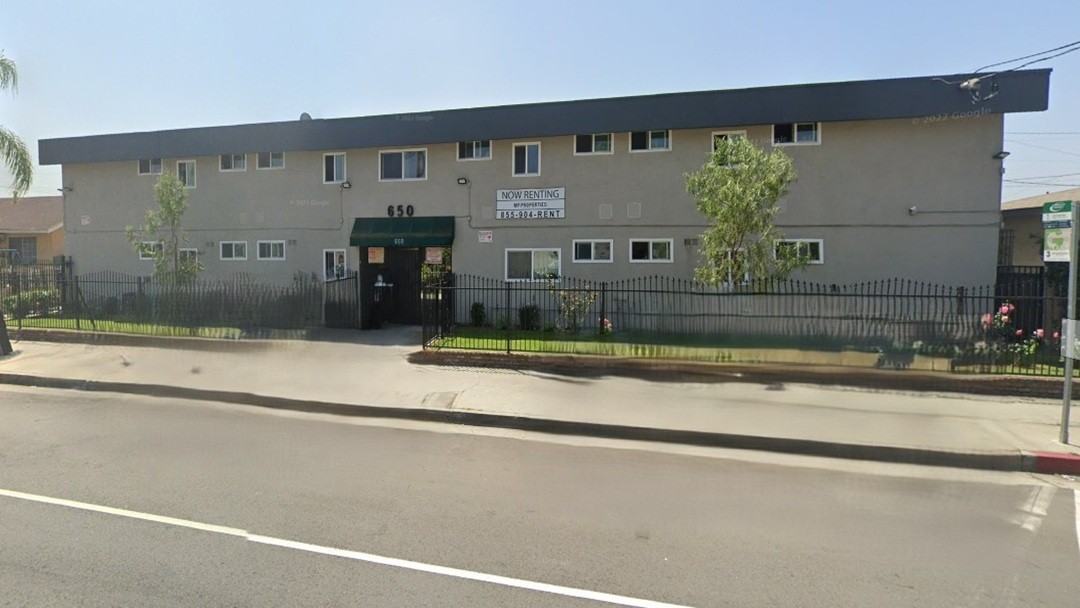 3113 - 650 W. Gardena Blvd. - Photo 2 of 15