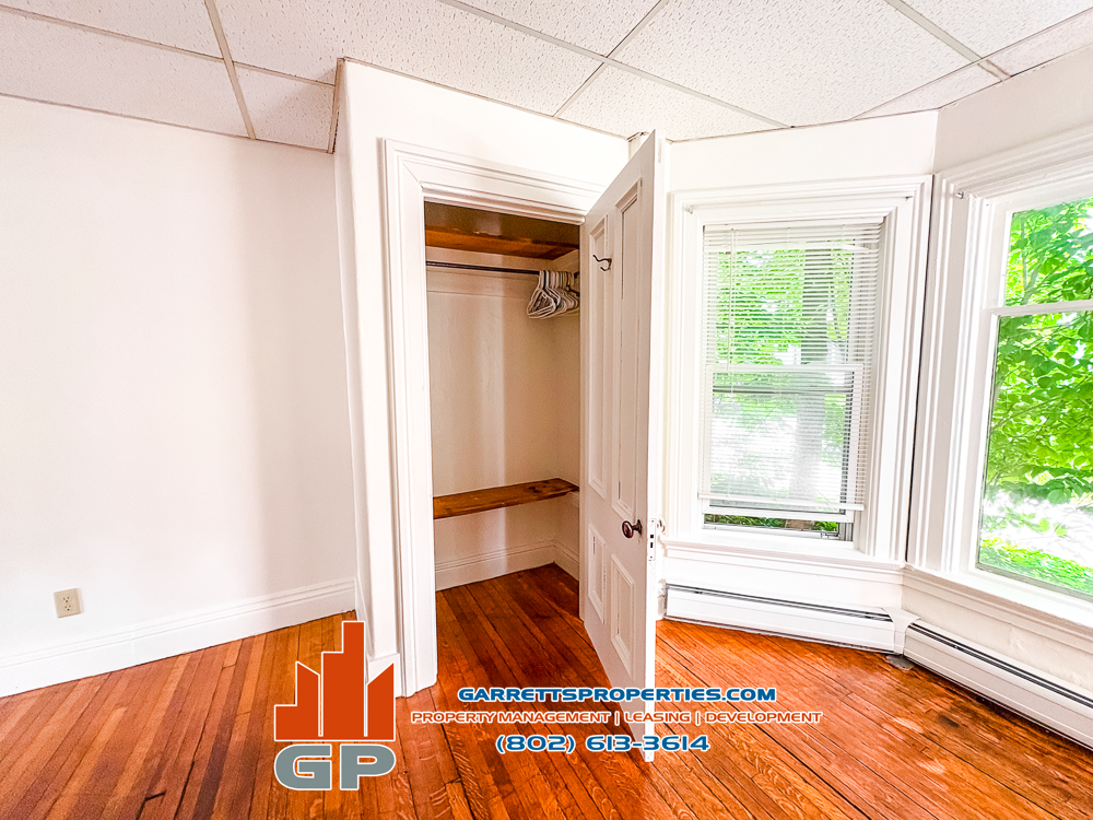 10 Loomis Street - Photo 6 of 11