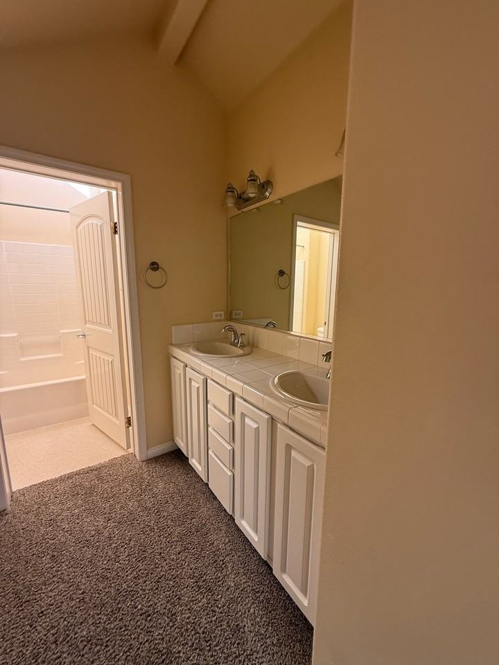 593 - 597 Avenue of Flags - Photo 2 of 3