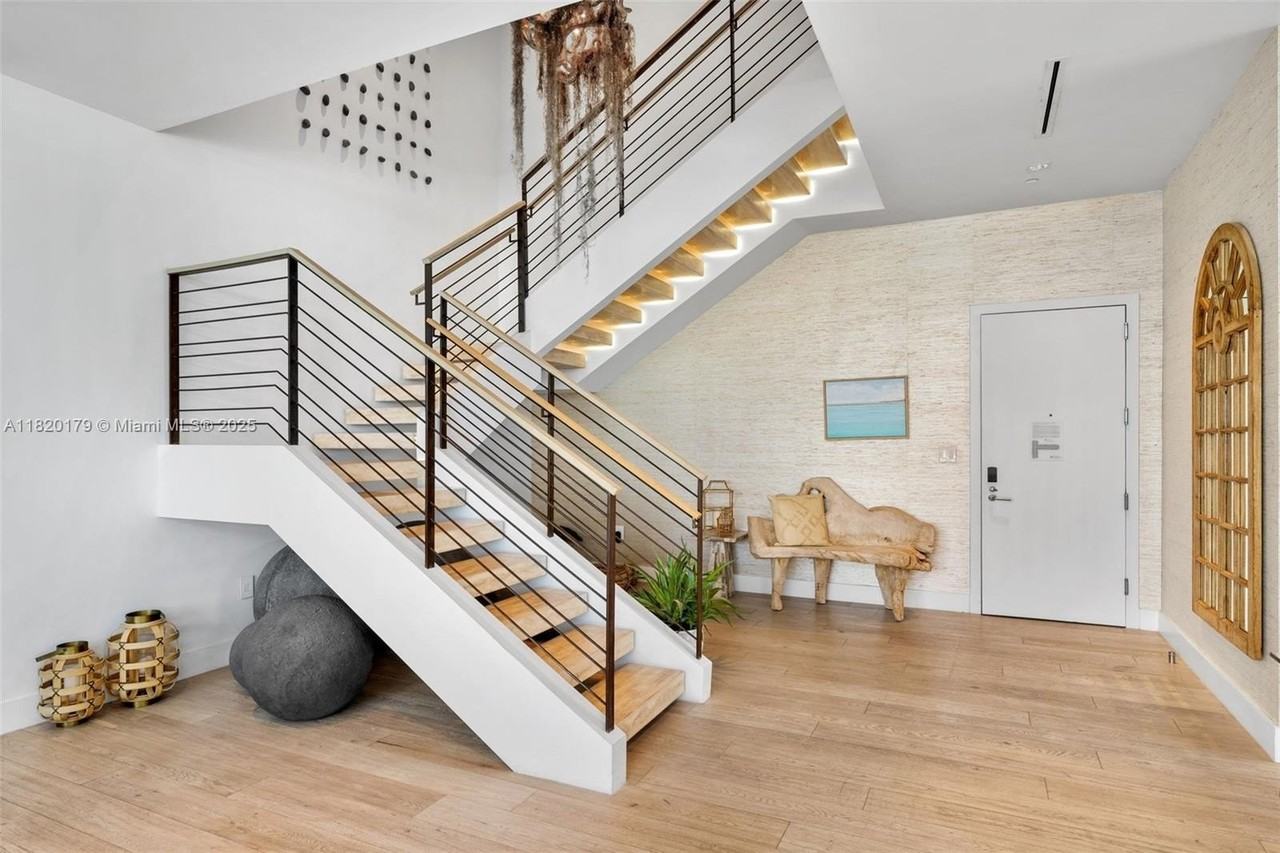 102 24th St - Photo 4 of 50