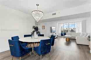21205 Ne 37th Ave #810 - Photo 1 of 1