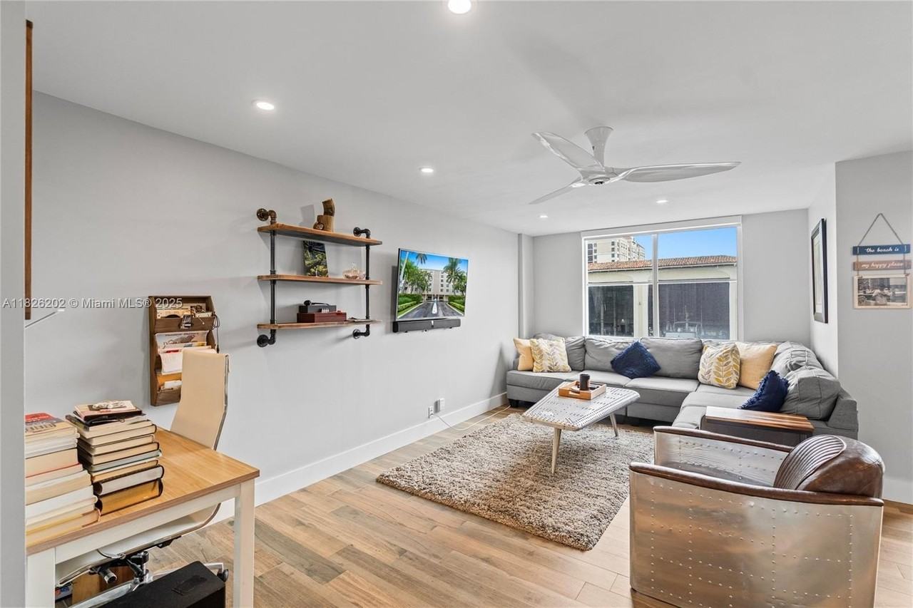 1600 Southeast 15th Street #312 - Photo 2 of 39