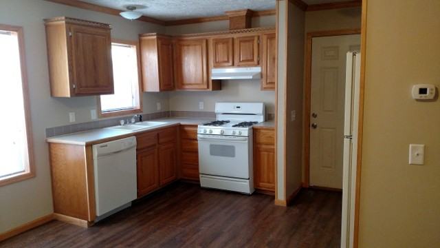 106 East Haiden Drive #33 - Photo 3 of 9