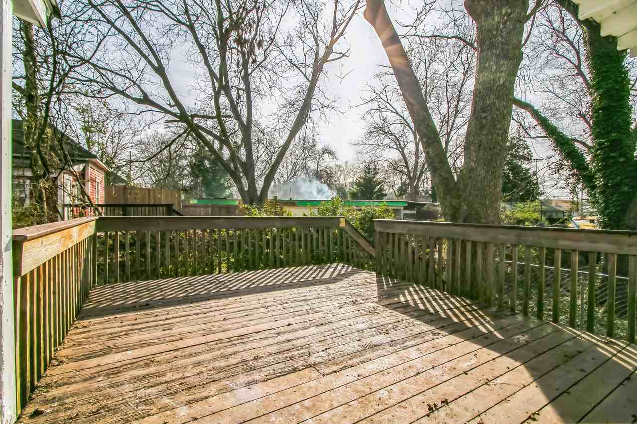 Wadley Ave - Photo 3 of 14