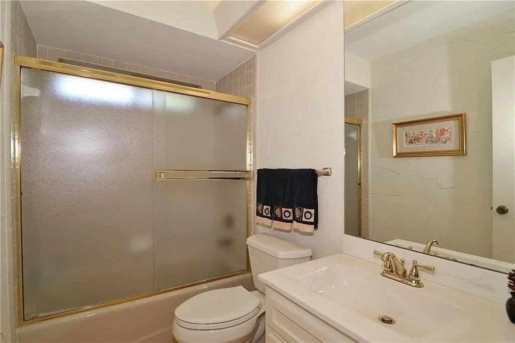 6505 Embers Rd - Photo 7 of 11