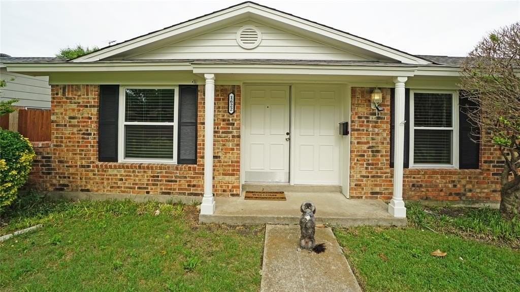 1622 Crest Park Dr - Photo 2 of 28