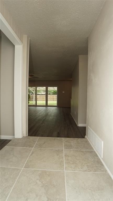 1622 Crest Park Dr - Photo 3 of 28