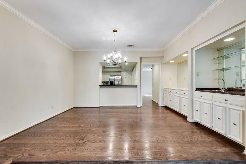 4150 Woodcreek Dr - Photo 4 of 14