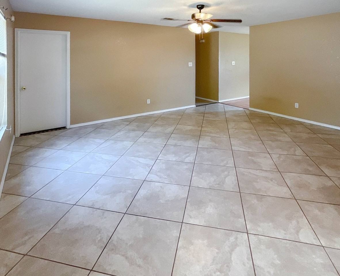 2409 Gallop Dr - Photo 7 of 16