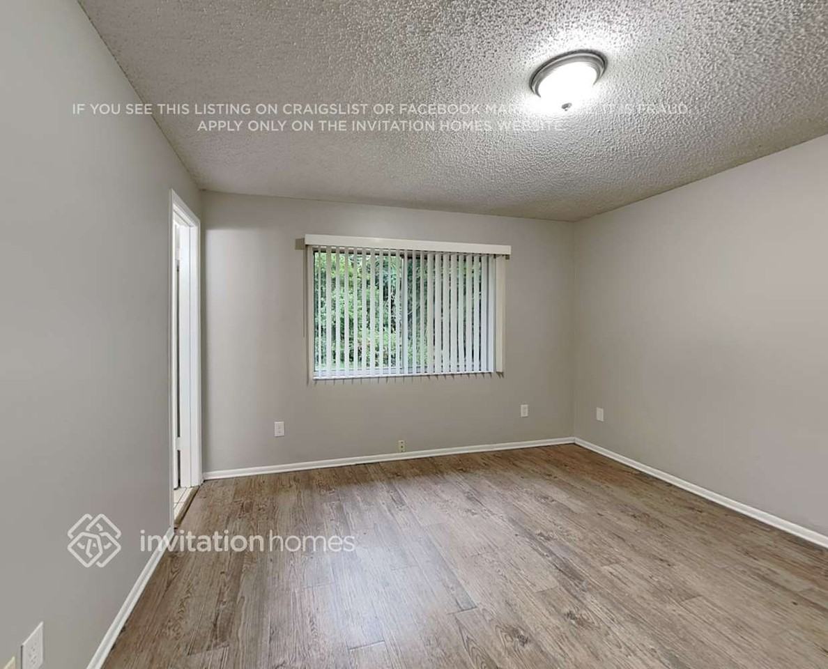 4411 Orangebrook Dr - Photo 7 of 12