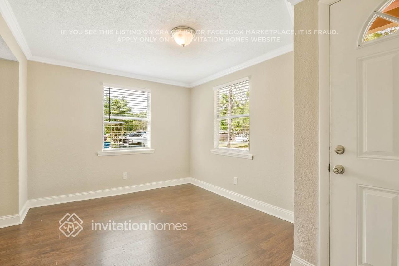 6810 Gaillardia Rd S - Photo 3 of 24