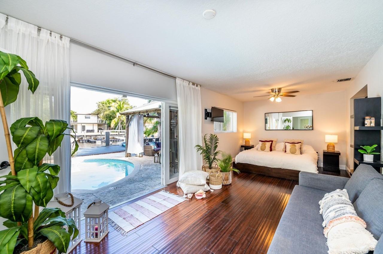 1841 Se 6th St - Photo 7 of 43