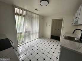 1773 S Hayes St #B - Photo 1 of 1