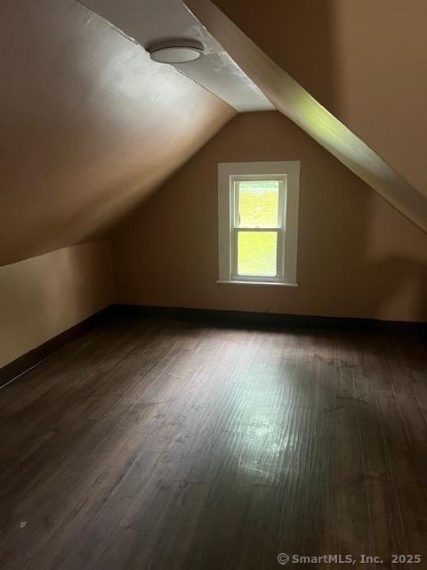 510 Prospect St 2nd Fl - Photo 3 of 21