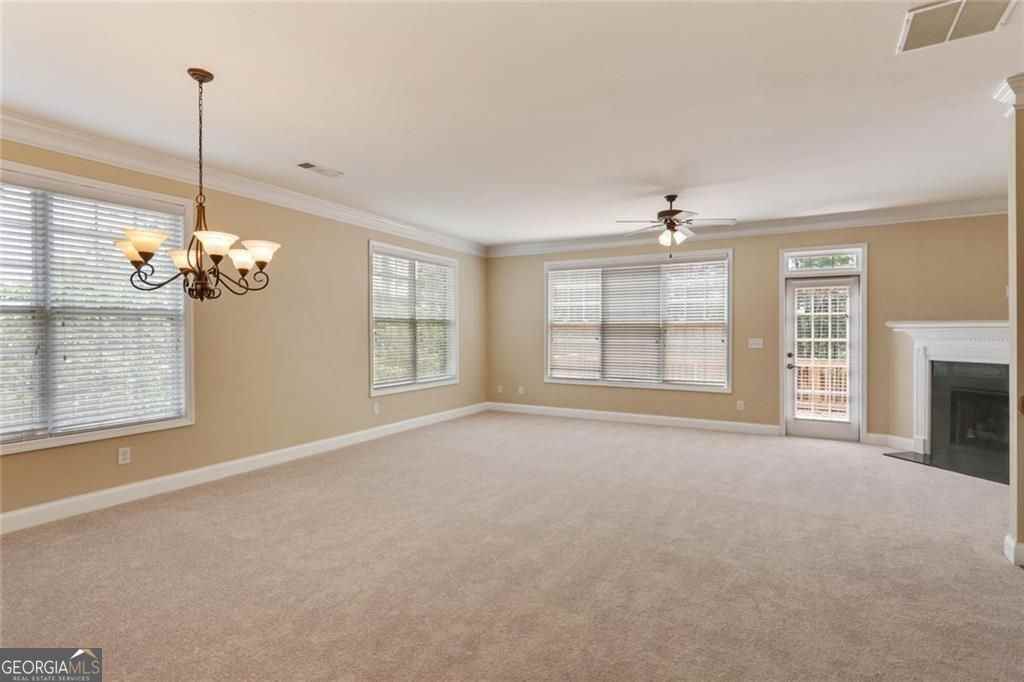 5060 Windcrest Ln - Photo 2 of 23