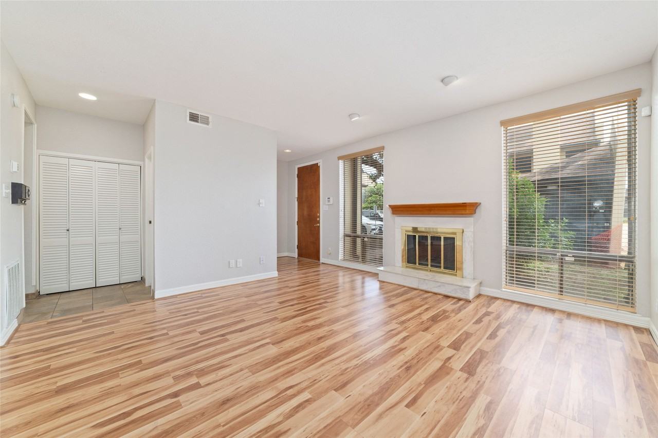 1116 Bering Dr - Photo 4 of 21