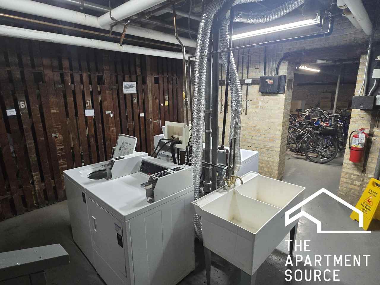 911 Elmwood Ave - Photo 4 of 4