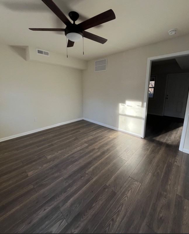 2715 Dundeen St - Photo 2 of 7