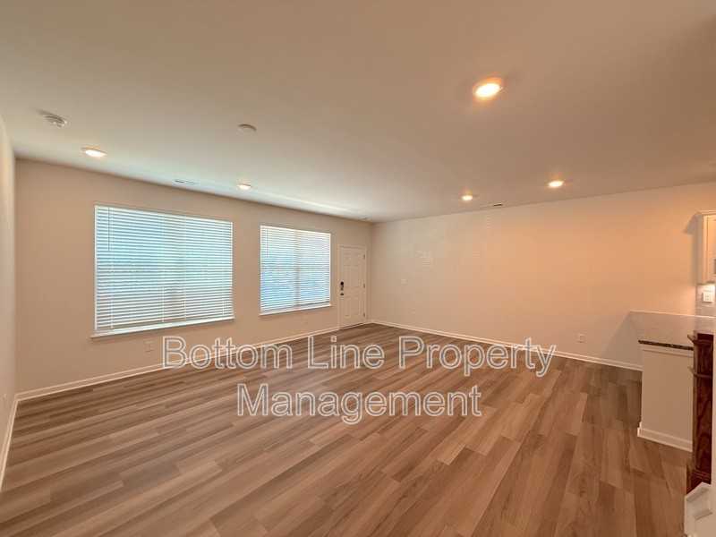 3409 Glenn Hope Way - Photo 2 of 31