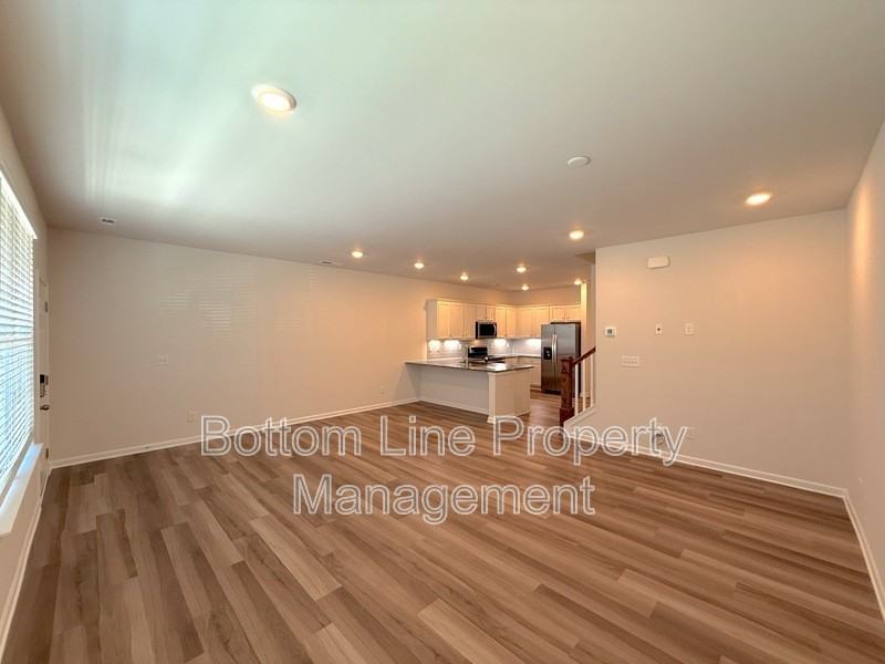3409 Glenn Hope Way - Photo 3 of 31