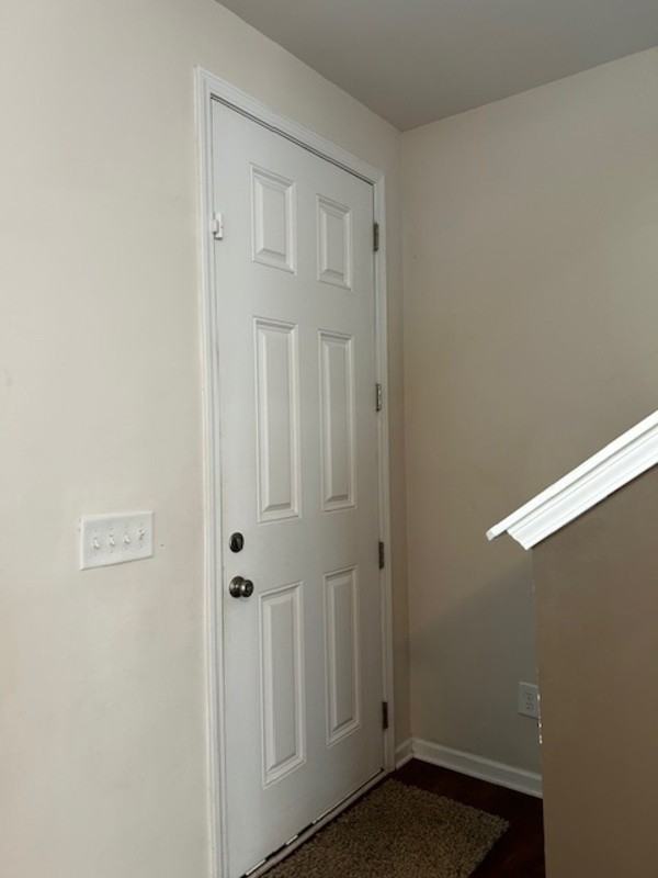 257 Chesterton Dr - Photo 3 of 25