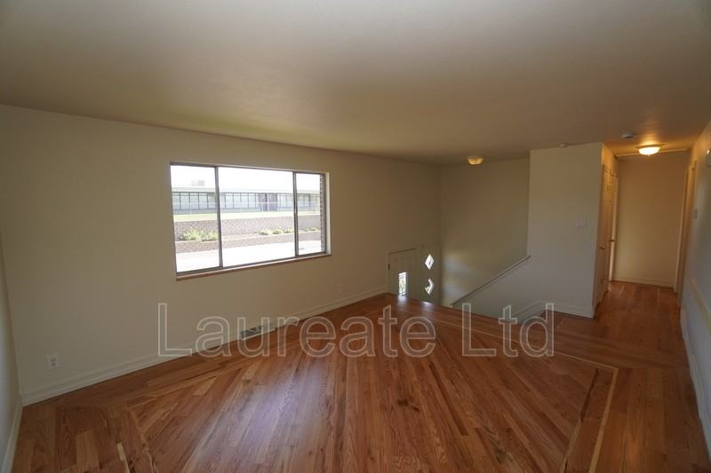 3330 W Mountain Rd - Photo 3 of 25
