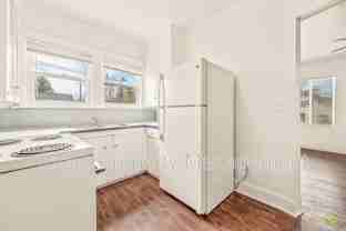 5922 N Albina Ave - Photo 1 of 1